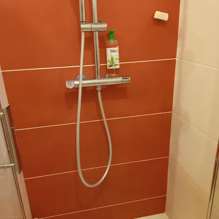 Privee Chez Sabine Au 4eme Etage Sans Ascenseur Accommodatie bij particulieren *